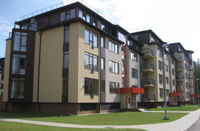 Daudzdzīvokļu dzīvojamās mājas