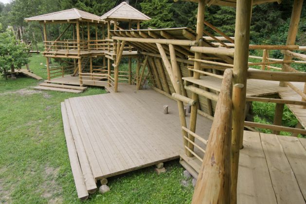 Bērnu rotaļu laukums